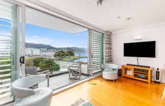 13/74 Oriental Parade, Oriental Bay