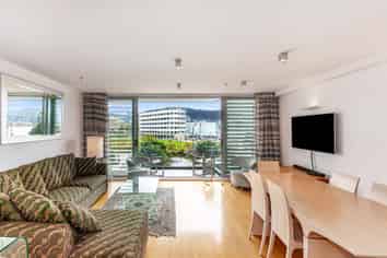 13/74 Oriental Parade, Oriental Bay