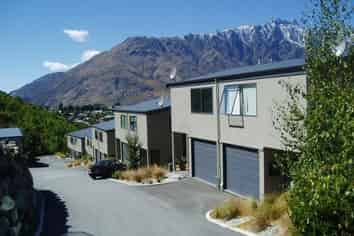 20/64 Marina Drive, Queenstown
