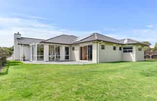 11 Portland Drive, Mangorei