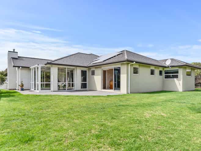 11 Portland Drive, Mangorei