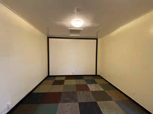 Not your usual commercial box – must go