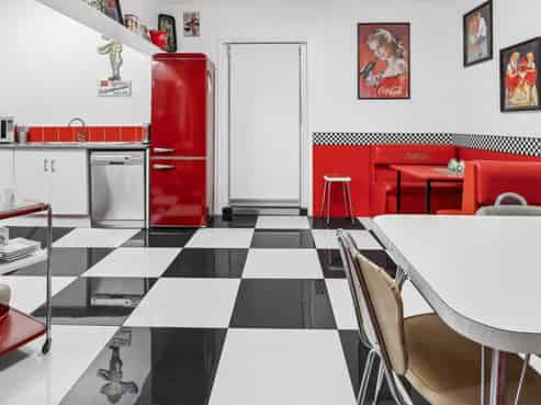 Not your usual commercial box – must go