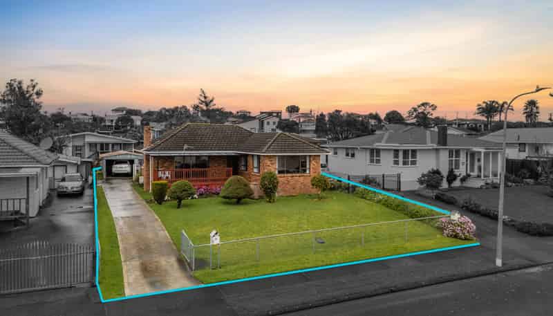 14 Nicola Place, Mangere