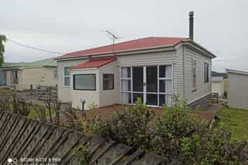 15 May Street, Waiwera South