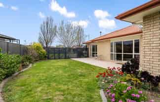 8 Cape Place, Poraiti