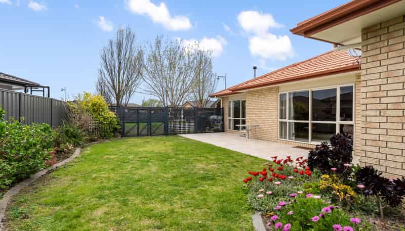 8 Cape Place, Poraiti