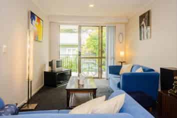 2F/1 Wadier Place, Henderson