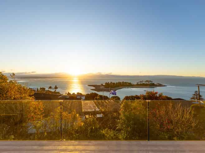 82 Princes Drive, Britannia Heights
