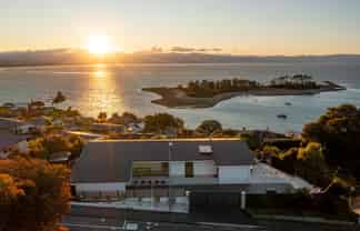 82 Princes Drive, Britannia Heights