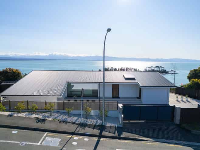 82 Princes Drive, Britannia Heights