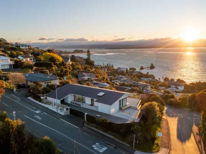 82 Princes Drive, Britannia Heights