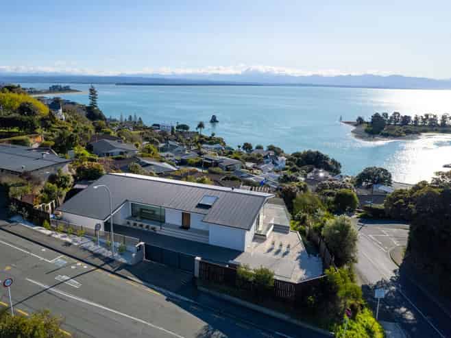 82 Princes Drive, Britannia Heights