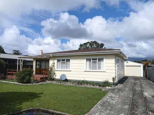 70 Brougham Street, Westport