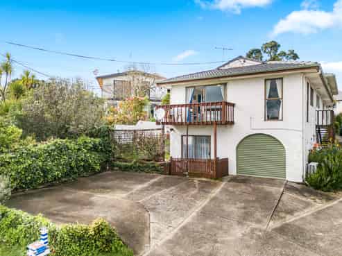 1/12 Glenvar Road, Torbay