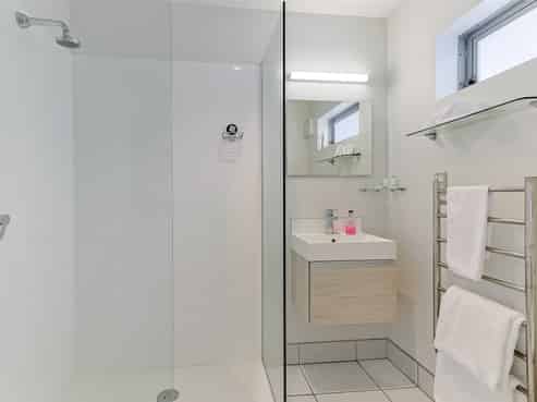 5,7 and 8/27 Marine Parade, Carters Beach