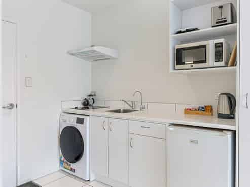 5,7 and 8/27 Marine Parade, Carters Beach