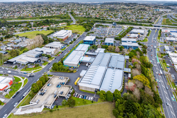 2,133 sqm on Constellation Drive!