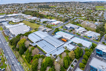 2,133 sqm on Constellation Drive!
