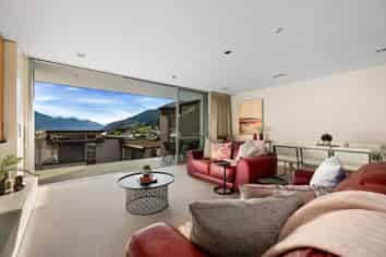 9/60 Hallenstein Street, Queenstown Hill
