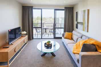 502/69 Hall Avenue, Mangere