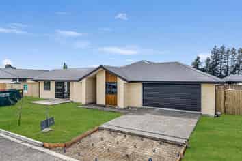 33 Greig Crescent, Amberley