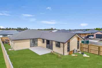 33 Greig Crescent, Amberley
