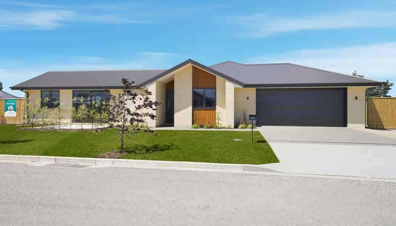 33 Greig Crescent, Amberley