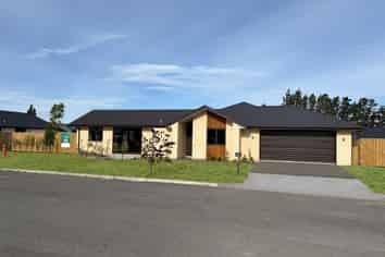 33 Greig Crescent, Amberley