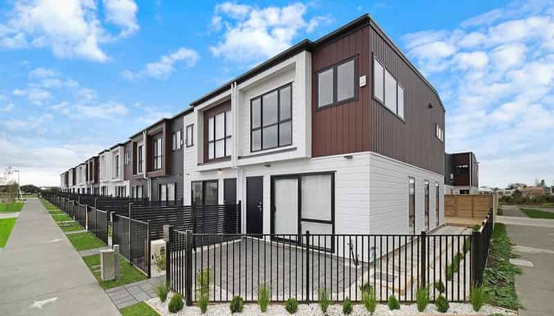  6 & 8 Arapapa Rd, Takanini