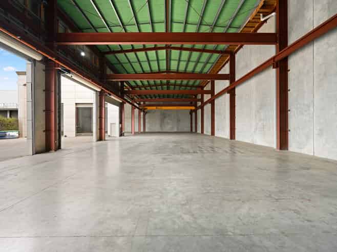 Modern industrial property