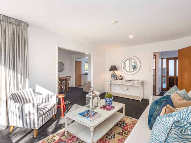 2/27 Shrewsbury Street, Merivale
