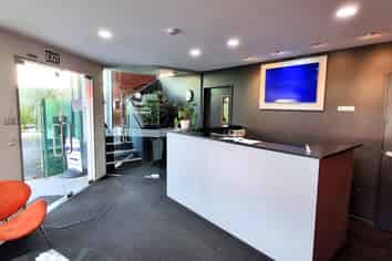 PROFILE LINCOLN ROAD OFFICES