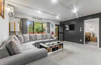 6/25 Waterview Road West, Takanini