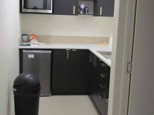 Office space to lease on Broadway Avenue