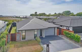 4 Clegg Street, Woodend
