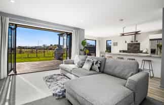 4 Clegg Street, Woodend