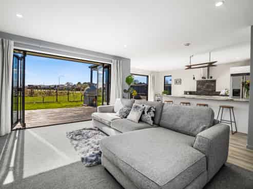 4 Clegg Street, Woodend