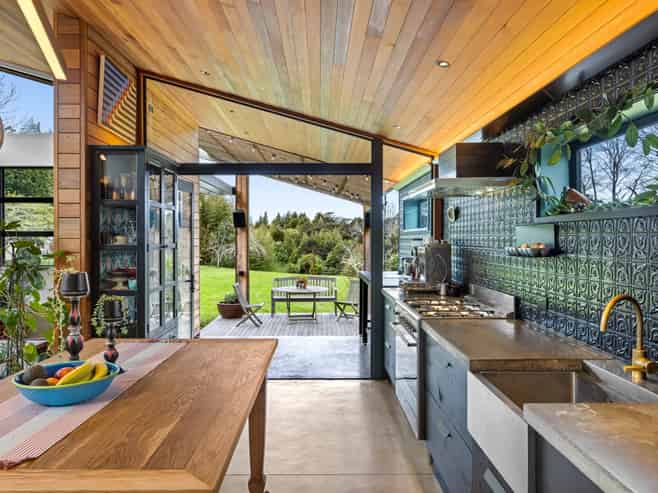 581 West Coast Road, Oratia