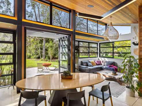 581 West Coast Road, Oratia