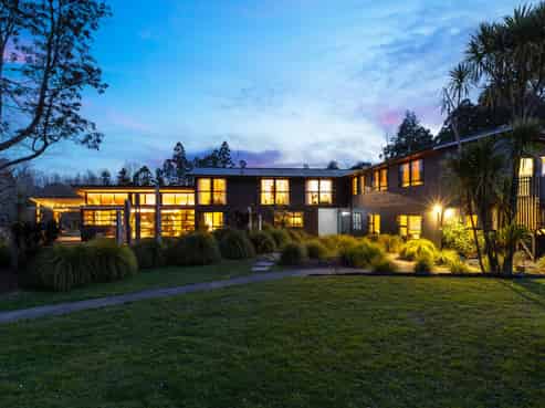 581 West Coast Road, Oratia