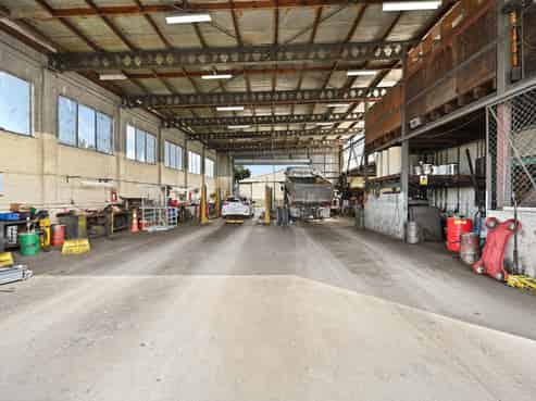 Industrial base - Ready to work