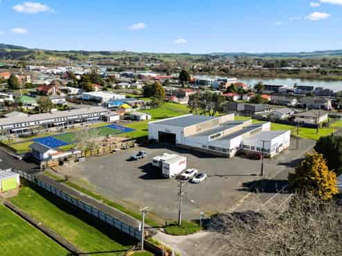 Industrial base - Ready to work