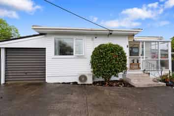 1/131 Swanson Road, Henderson