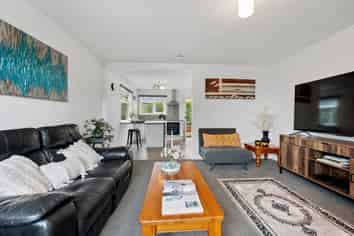 1/131 Swanson Road, Henderson