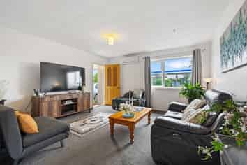1/131 Swanson Road, Henderson
