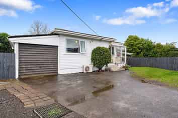 1/131 Swanson Road, Henderson