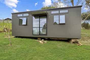 11A Maury Place, Foxton