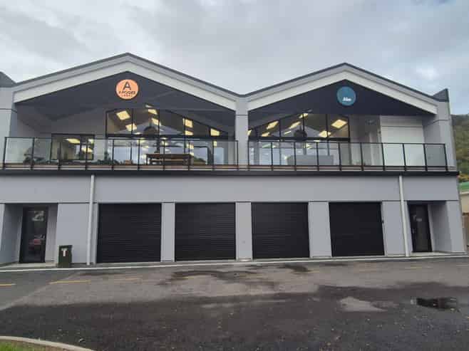 New Build Retail or Office