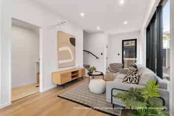 7/6C Kingsway Avenue, Sandringham